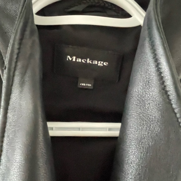 Mackage real lamb black leather. Size xxs.Mint condition. Worn 1 time for event. - Picture 2 of 9